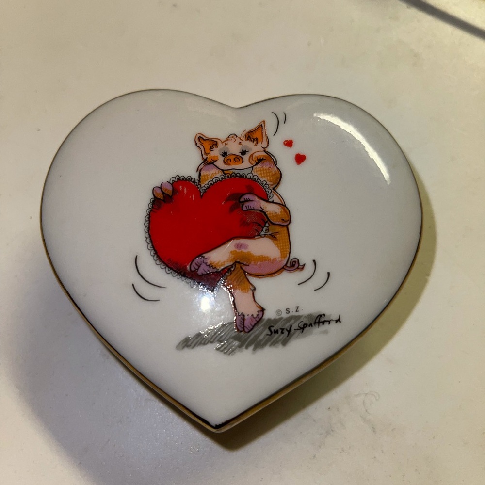 ❤️❤️enesco suzy’s spafford 1977 jewelry box ❤️❤️
